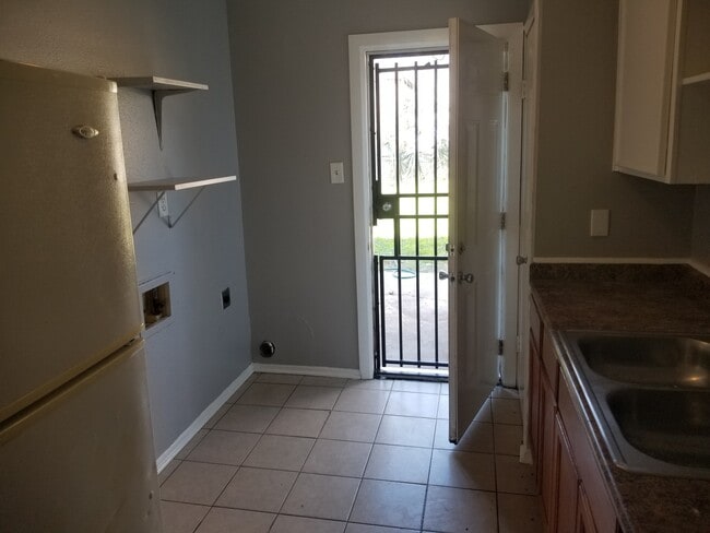 Building Photo - 5152 Markwood Ln