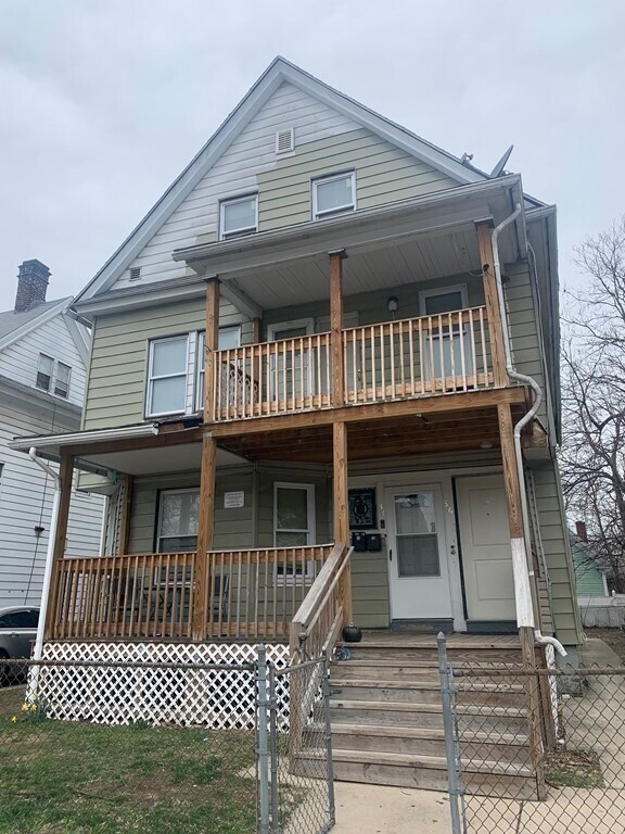 36 Berkeley St Unit 36, Springfield, MA 01109 Room for Rent in