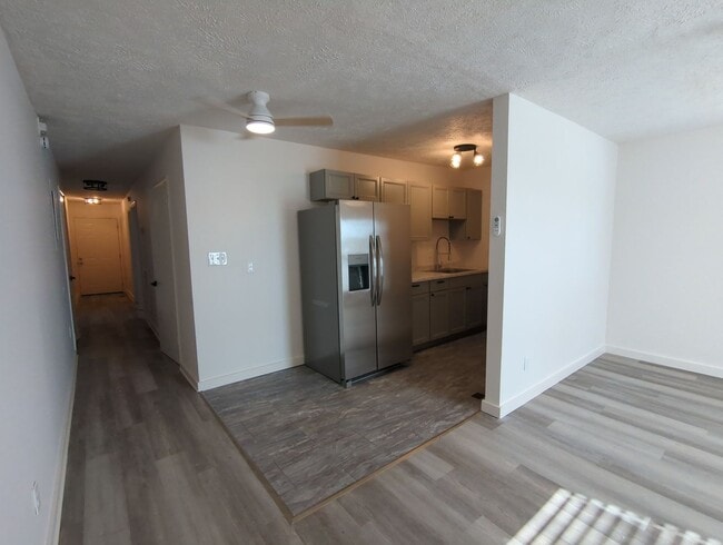 Building Photo - 2015 Duncan Ave