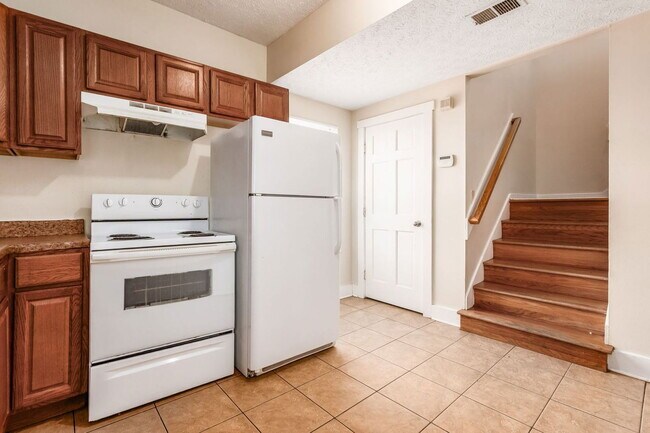 Foto del edificio - 1371 Summit St