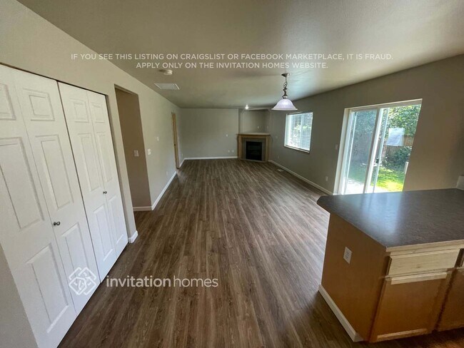 Foto del edificio - 18520 96th Ave E