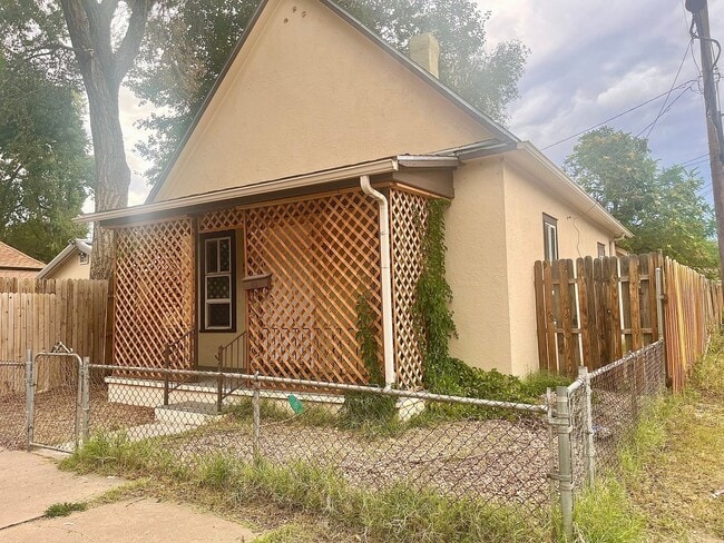 Building Photo - 509 Division Ave