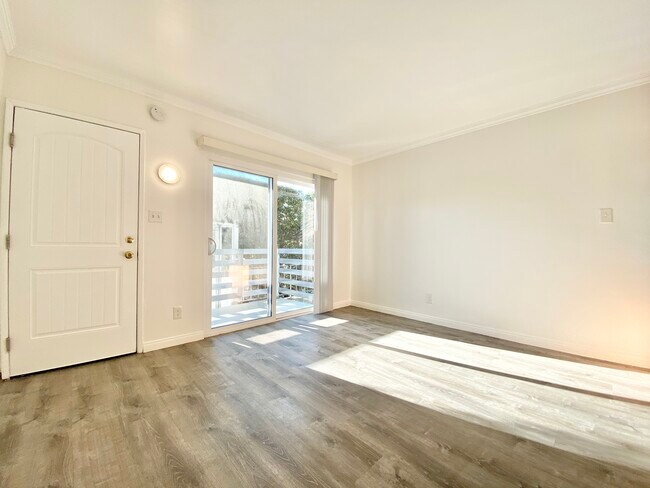 Foto del edificio - 1260 S Westgate Ave Los Angeles, CA 90025