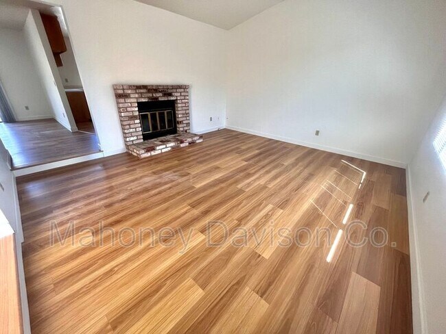 Foto del edificio - 1641 Rainier Ave