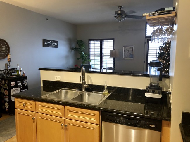 Kitchen - 1320 Fillmore Ave
