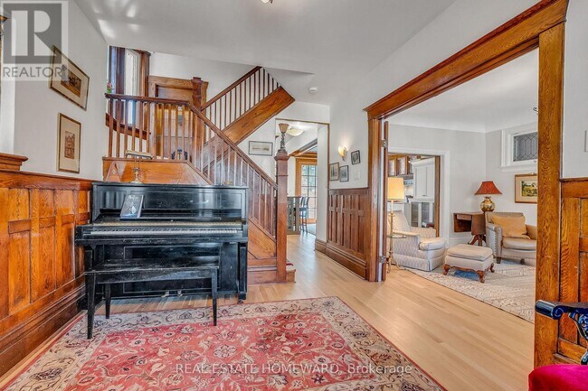 Photo du bâtiment - 295 Wright Ave