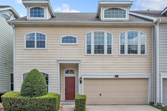 Foto del edificio - 2614 Shady Acres Ct