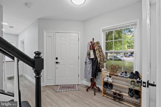 Building Photo - 6117 Blue Whale Ct