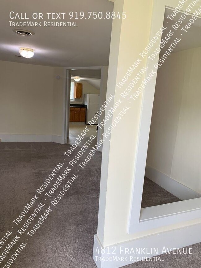 Foto del edificio - 4812 Franklin Ave
