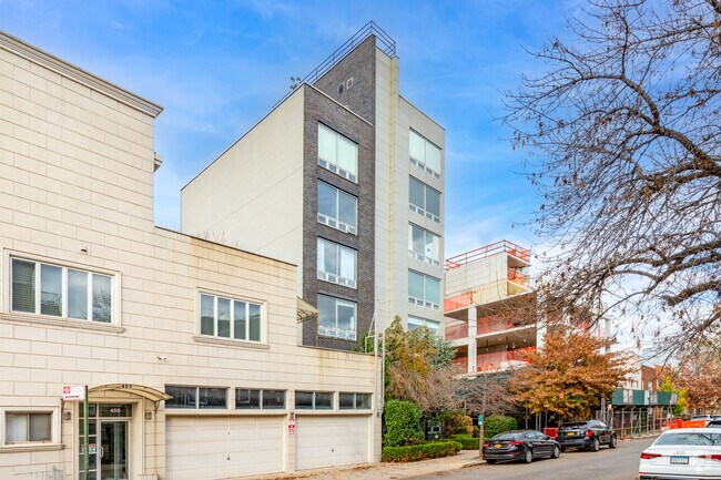 Foto del edificio - 219 Withers St