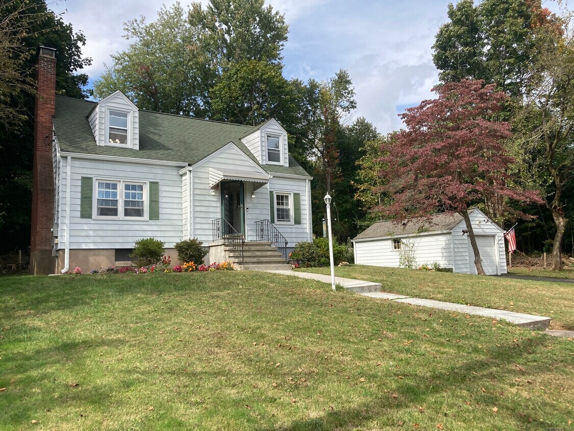 Primary Photo - 312 Battis Rd