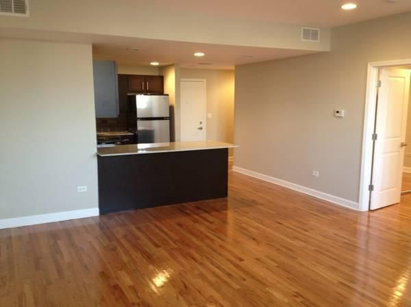 Foto del edificio - 4759 N Maplewood Ave