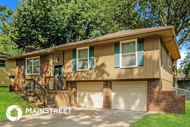 Foto del edificio - 513 NE Grant Dr