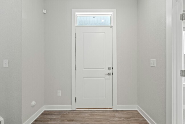 Foto del edificio - 1721 Watershed Ct