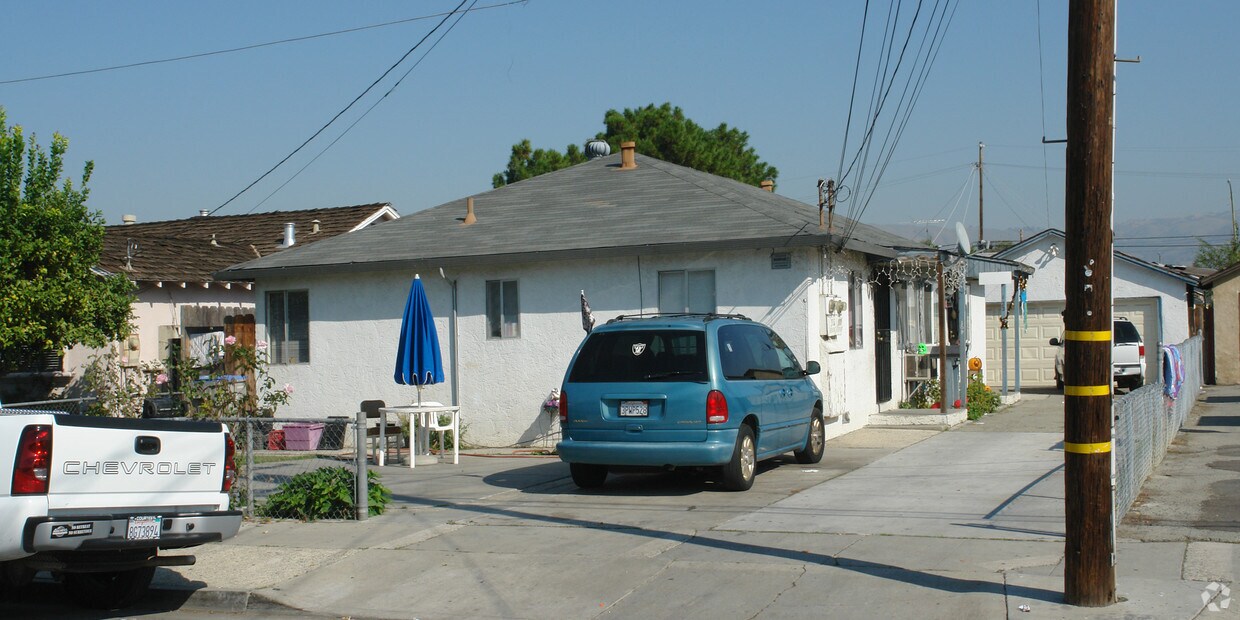 Primary Photo - 120 Balboa Ave