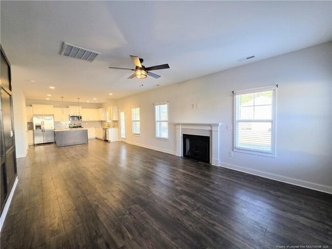 Foto del edificio - 7850 Rufus Johnson Rd