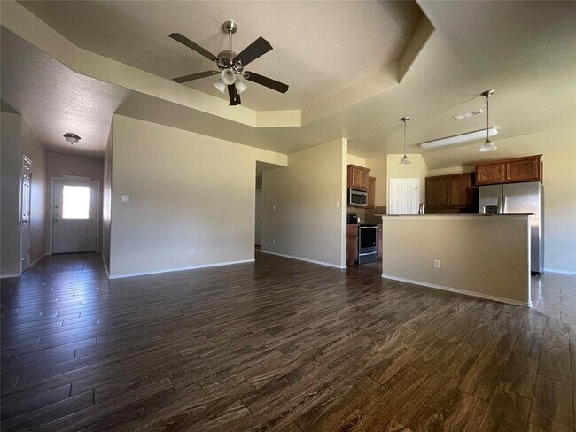 Building Photo - 5809 Turquoise Dr