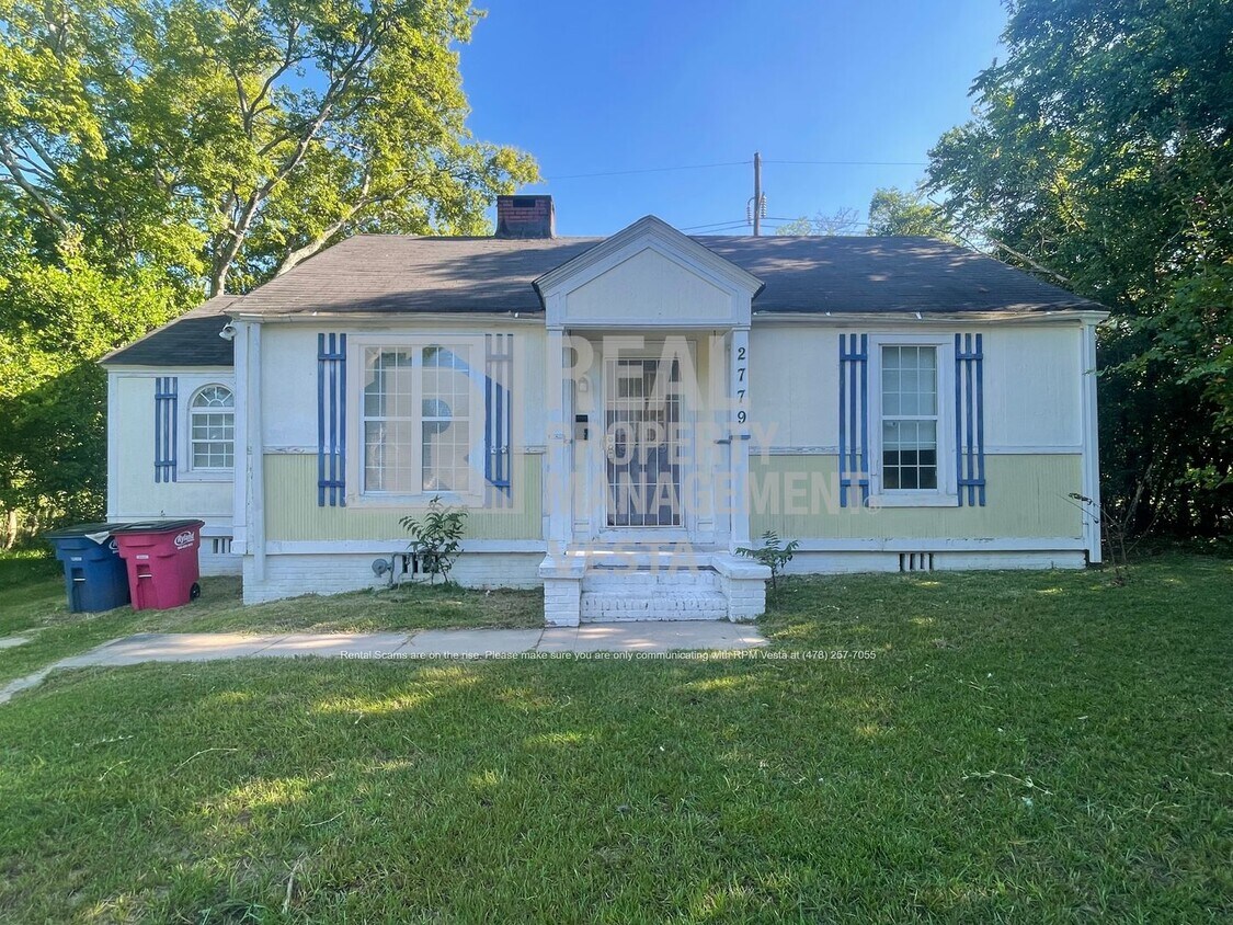 Primary Photo - 2779 Suwanee Ave