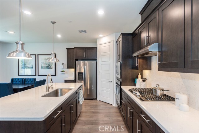 Foto del edificio - 826 Brynlee Pl