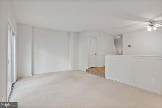 Foto del edificio - 3202 Eaton Ct
