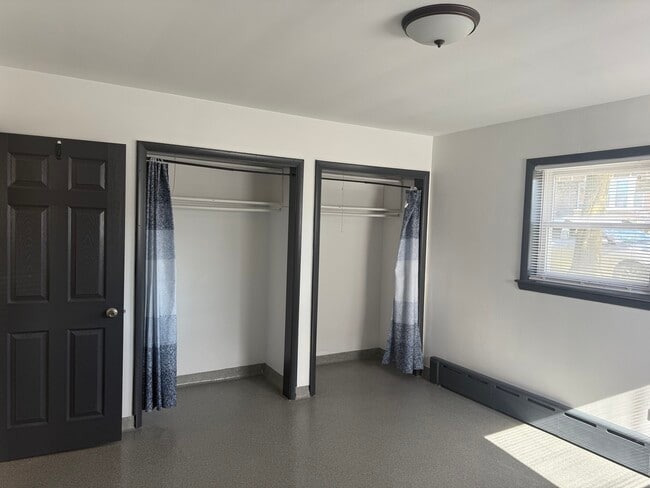 Building Photo - 1540 S 59th Ct