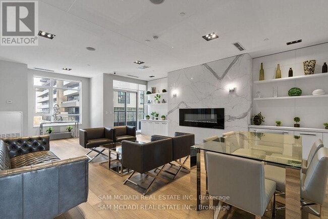 Building Photo - 56 Annie Craig Dr