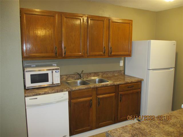 Foto del edificio - 553 Hanover Dr