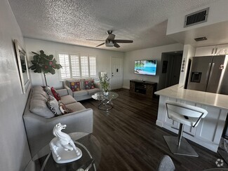 Building Photo - 4668 Oak Terrace Dr