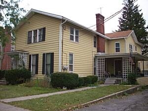 Primary Photo - 24 W Main St