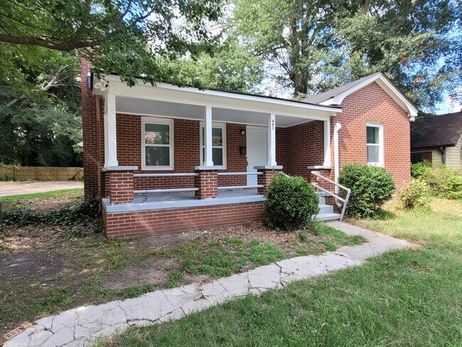 Foto del edificio - 481 North Marietta Pkwy NE