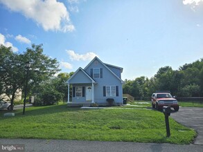 Building Photo - 110 Duck Creek Ln