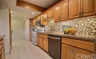 Building Photo - 2827 Park Vista Ct