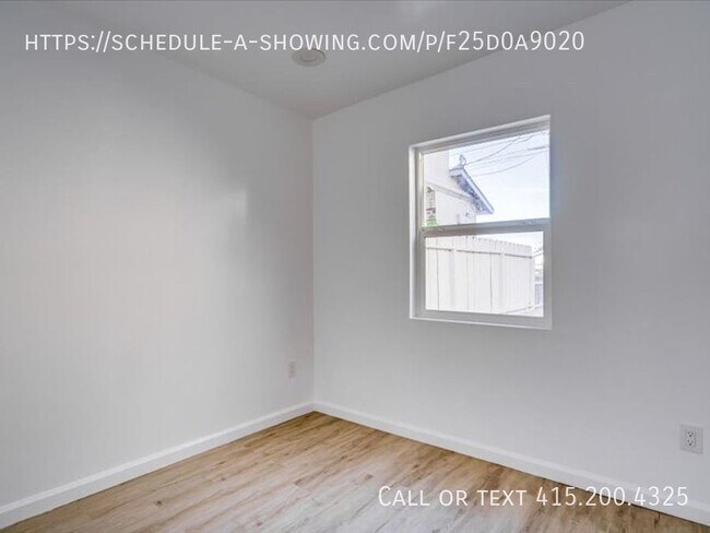 Building Photo - Studio Apartment Near Broadway Heights