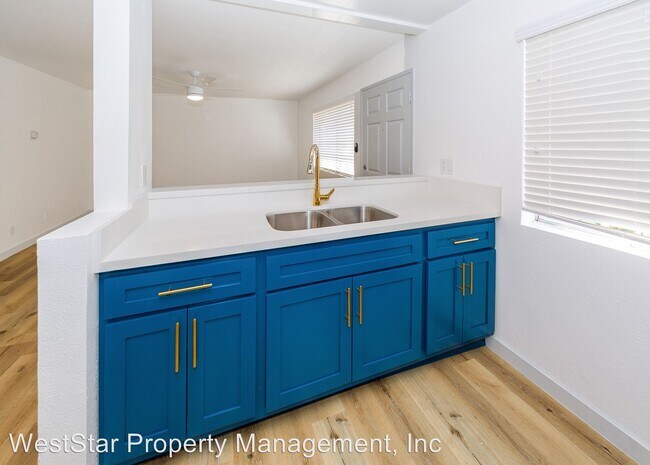 Building Photo - 1056 Belmont Ave