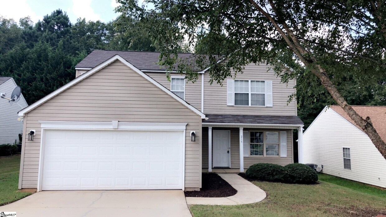 215 Night Heron Dr, Simpsonville, SC 29680 House Rental in
