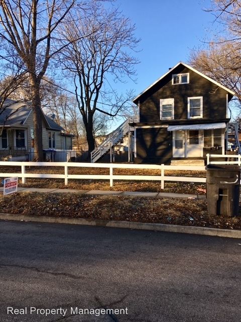 Building Photo - 1835 Mondamin Ave