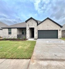 Building Photo - 1409 Winters Wy