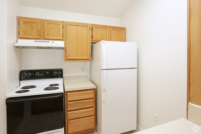 Interior Photo - Hampton Point Apartments