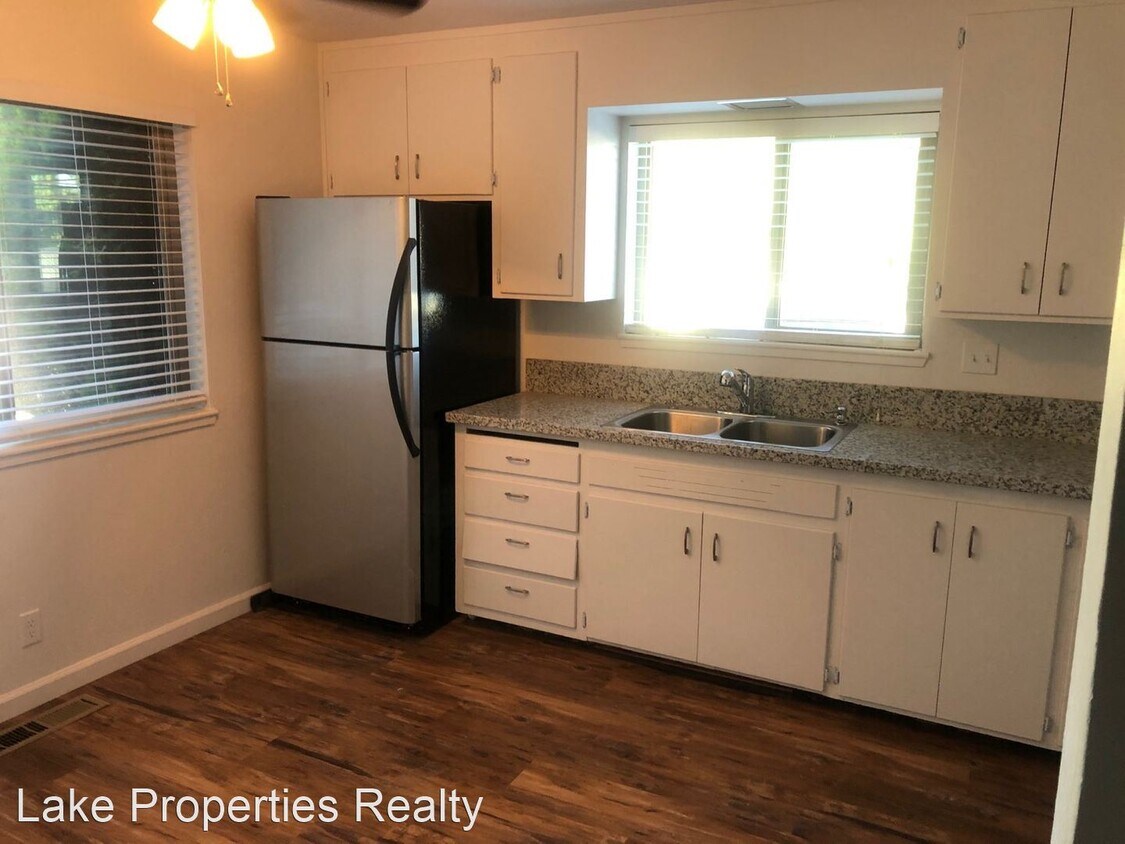 145 Michelle Dr, Stateline, NV 89449 Room for Rent in Stateline, NV