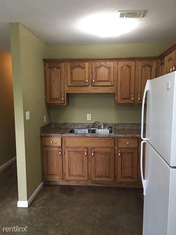 Foto principal - 1326 W Huntington Ave
