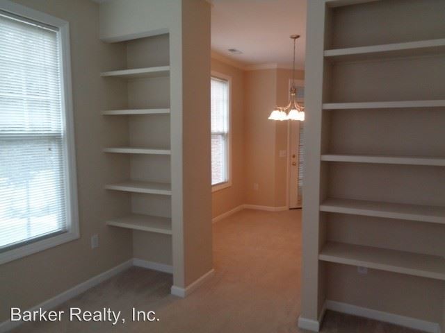 Building Photo - 8241 Allyns Landing Way