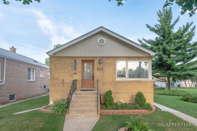 Primary Photo - 3430 Highland Ave