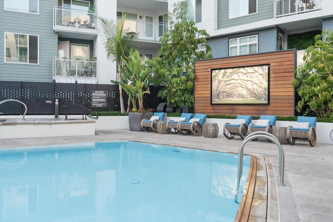 Vive Luxe, San Diego, CA, Pool - Vive Luxe at The Vive Collection