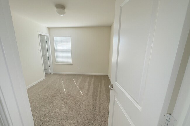 Foto del edificio - 612 Stampede Ln