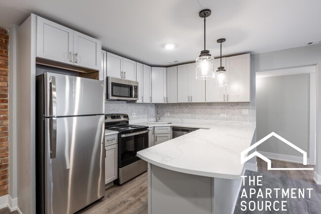 Photo - 1220 N La Salle Dr (Chicago, IL) Apartment