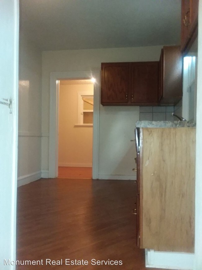 Building Photo - 3117 W 98th St