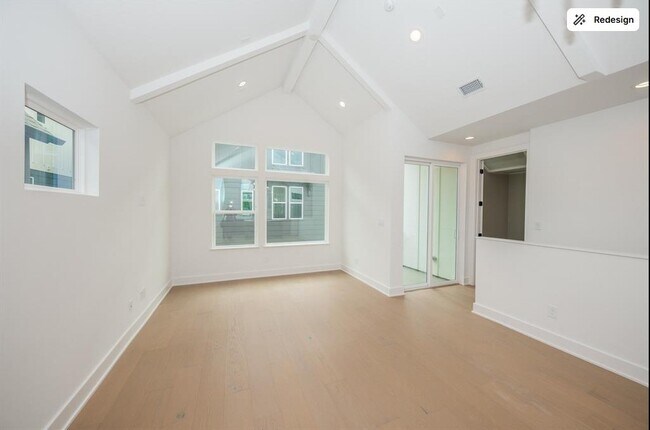 Building Photo - 1312 Heslep St
