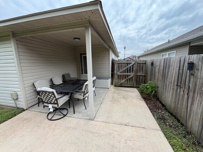 Foto del edificio - 2720 Brighton Pl
