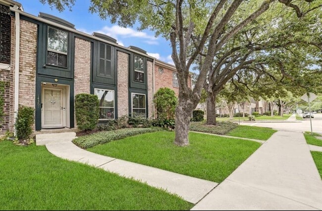 Building Photo - 14361 Misty Meadow Ln