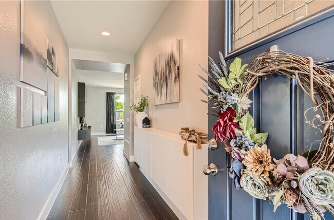 Pasillo(1) - 5524 Nelson Oaks Dr